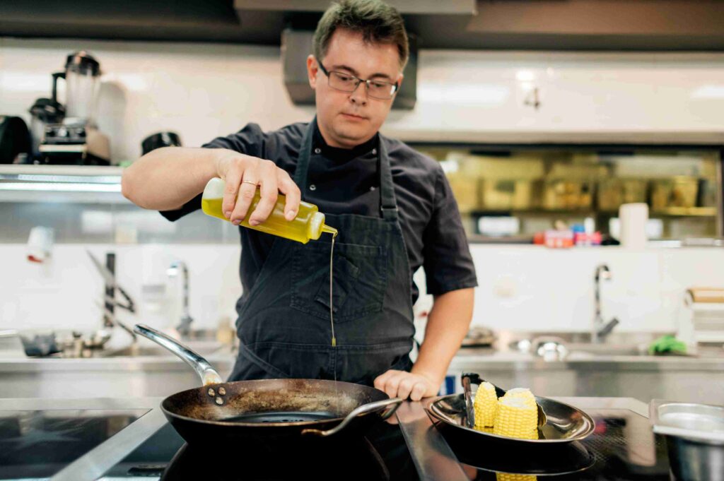 Mengapa Minyak Goreng Menjadi Kotor Setelah Digunakan?